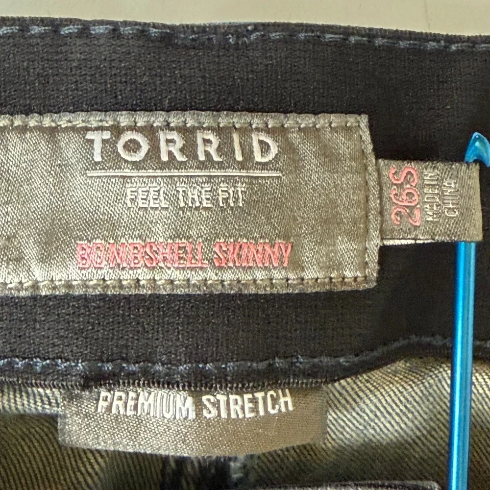 Torrid Jeans‎ Womens 26S Short Blue Bombshell Skinny Slimming Panel High Rise